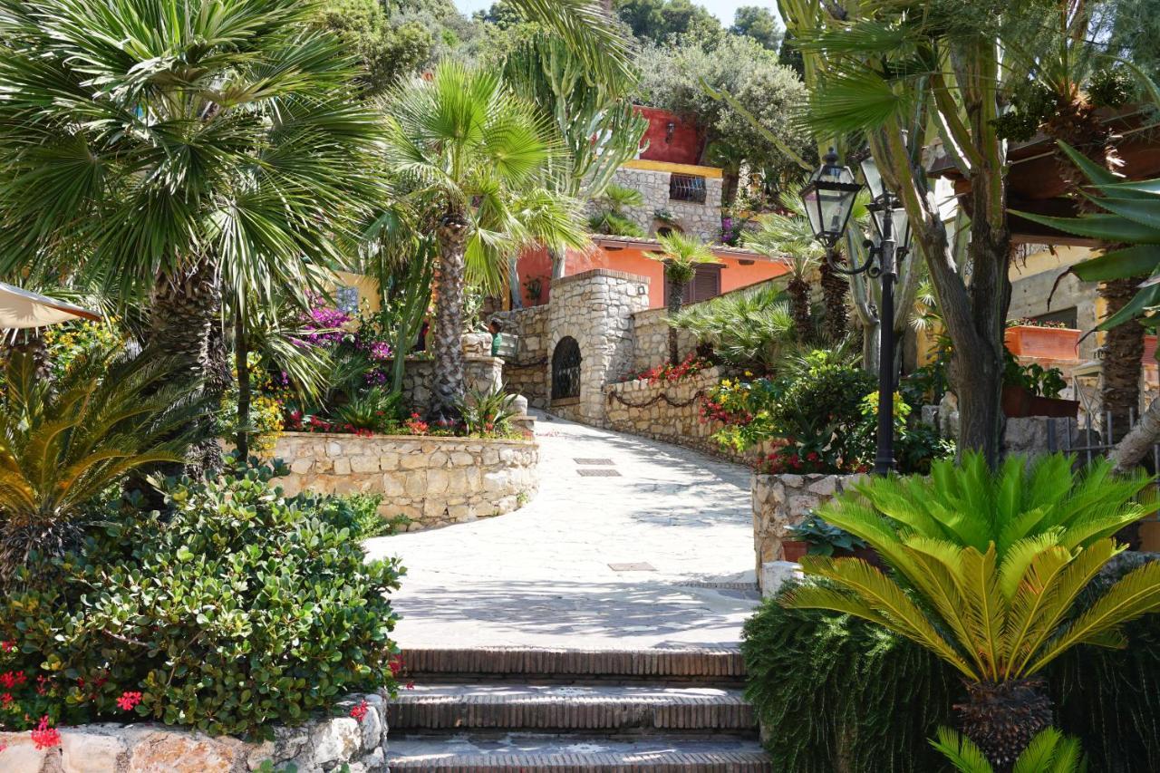 Aeneas' Landing Resort Gaeta Exterior foto